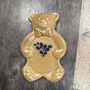 Pfaltzgraff Tan Bear Spoon Rest with Blue Floral Accent- Stoneware